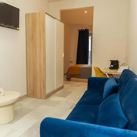 Cuna L Center Holidays Apartament *